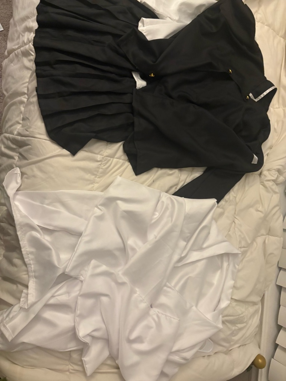 Mitsuri Kanroji Cosplay Demon Slayer Size S. Full set w/ socks.